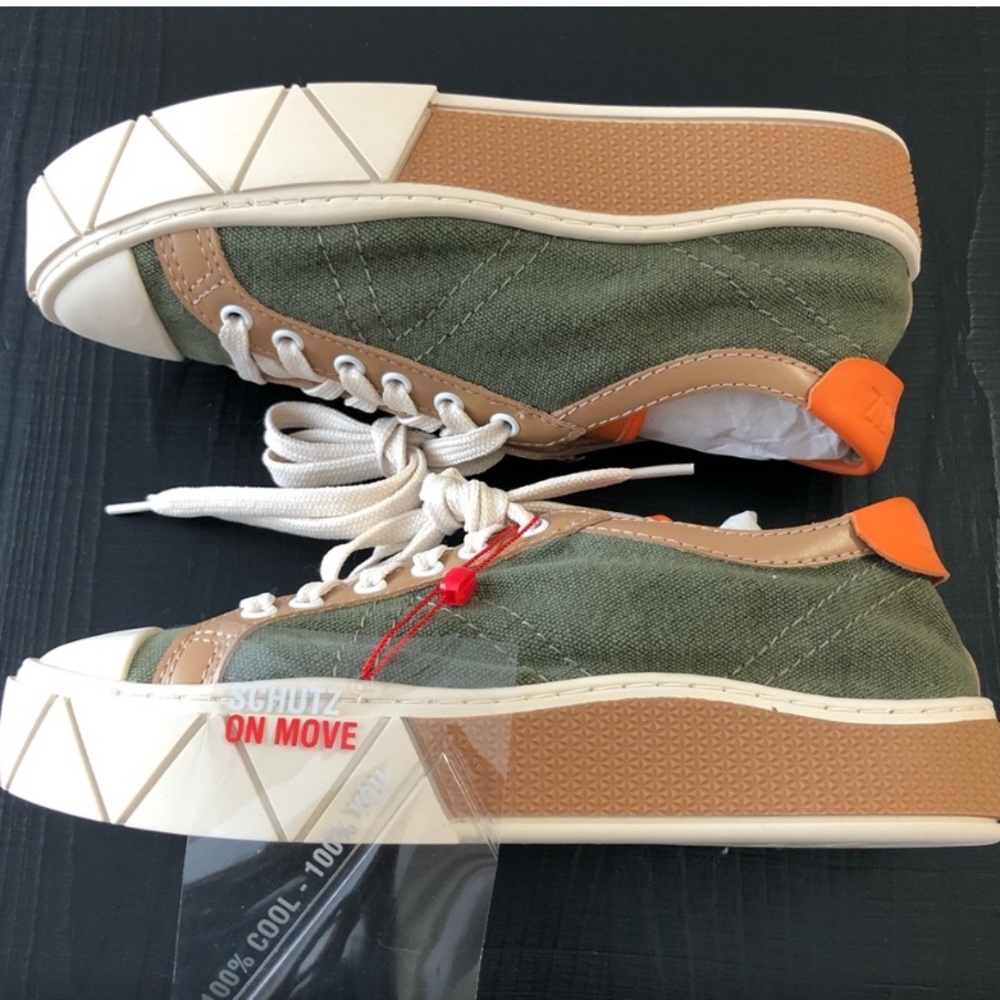 Schutz New in Box Gisella Platform Retro Sneaker Aspen Green/Dessert/Tan… - Picture 3 of 7